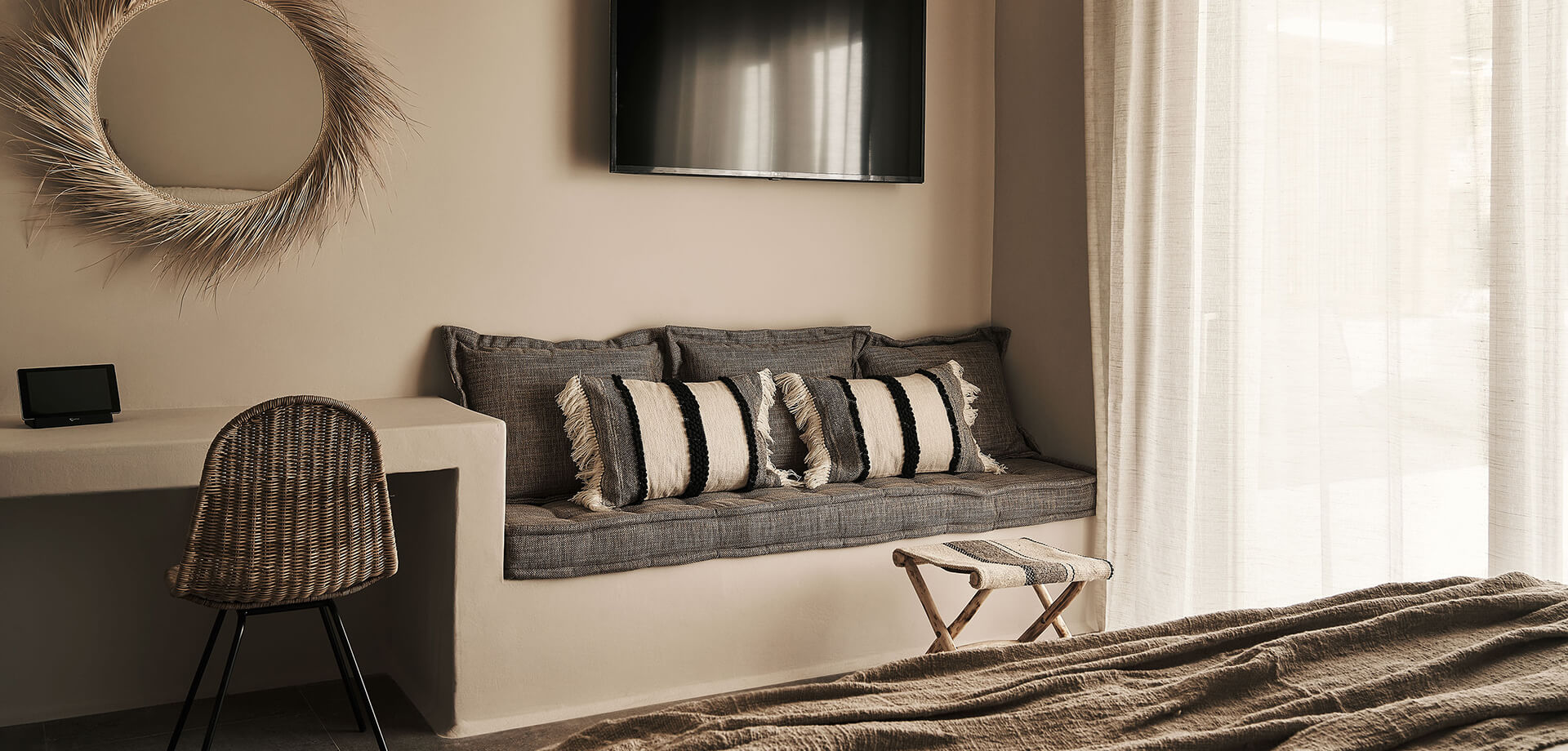 Helios Suite with Hot Tub and Sea View Terrace